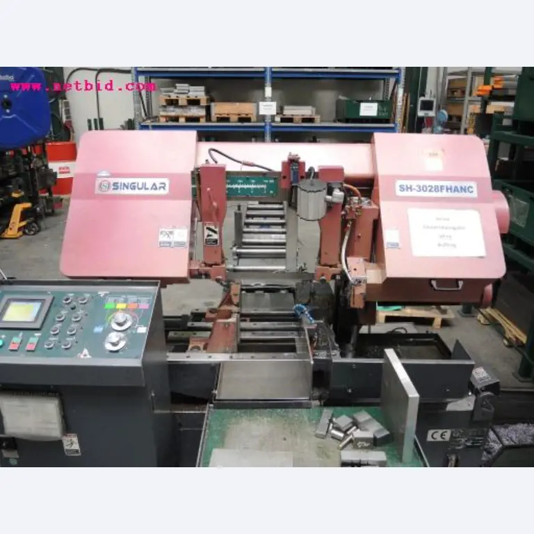 Chapas metálicas e máquinas para trabalhar metais<br><font size="2">Em colaboração com a Hilco Industrial Acquisitions bv</font>-11