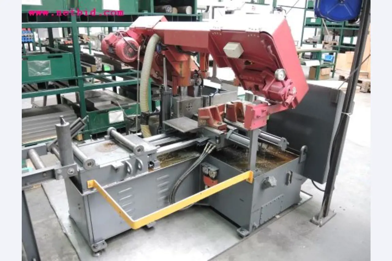 Chapas metálicas e máquinas para trabalhar metais<br><font size="2">Em colaboração com a Hilco Industrial Acquisitions bv</font>-3