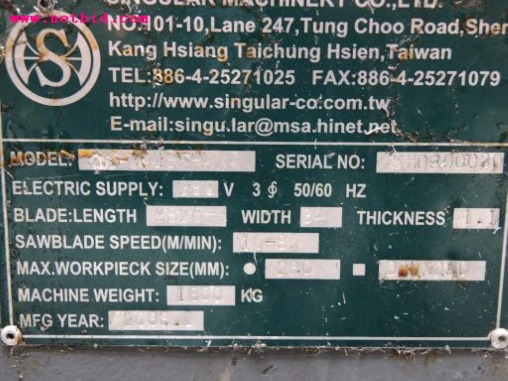 sheetmetal and metalworking machines <br><font size="2">In collaboration with Hilco Industrial Acquisitions bv<br></font>-4