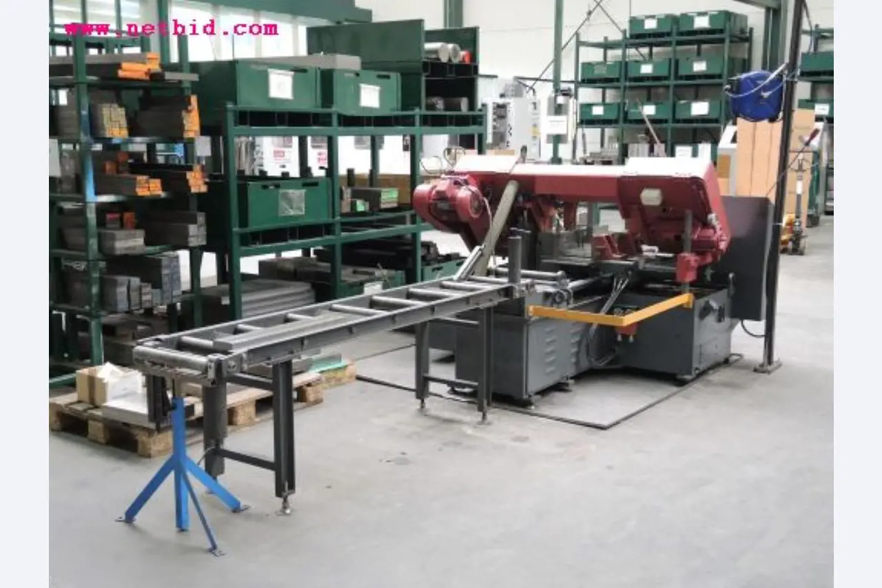 Chapas metálicas e máquinas para trabalhar metais<br><font size="2">Em colaboração com a Hilco Industrial Acquisitions bv</font>-8