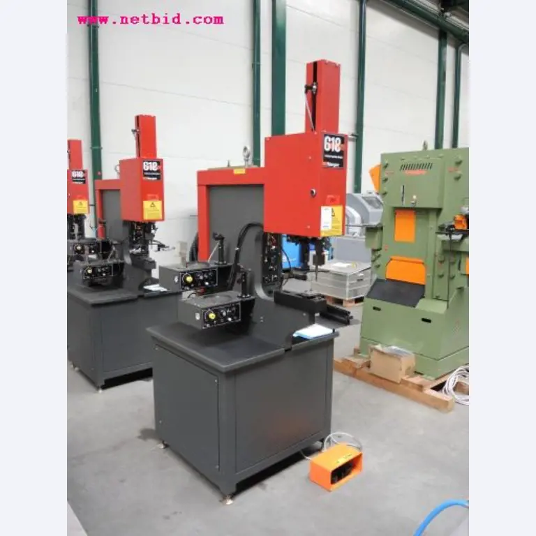 Chapas metálicas e máquinas para trabalhar metais<br><font size="2">Em colaboração com a Hilco Industrial Acquisitions bv</font>-6