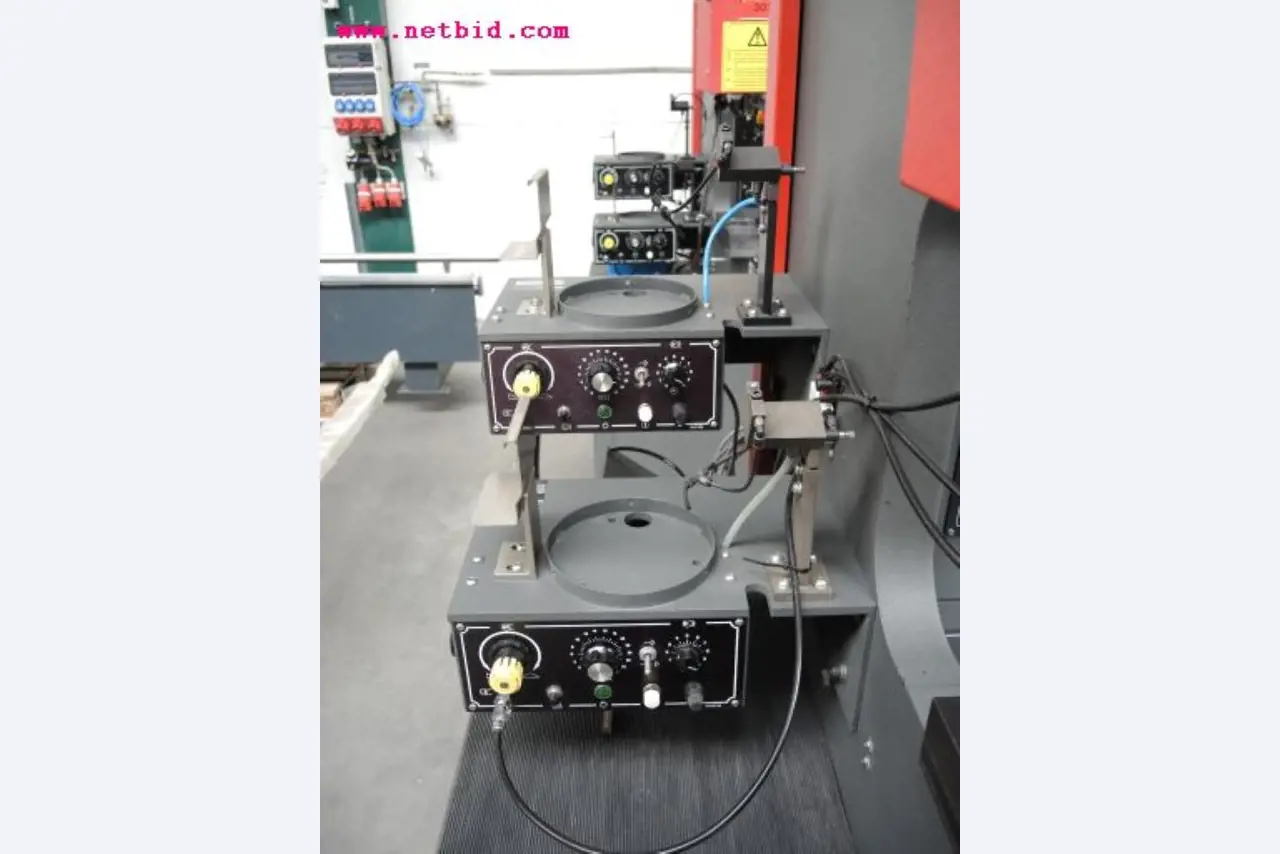 Chapas metálicas e máquinas para trabalhar metais<br><font size="2">Em colaboração com a Hilco Industrial Acquisitions bv</font>-8