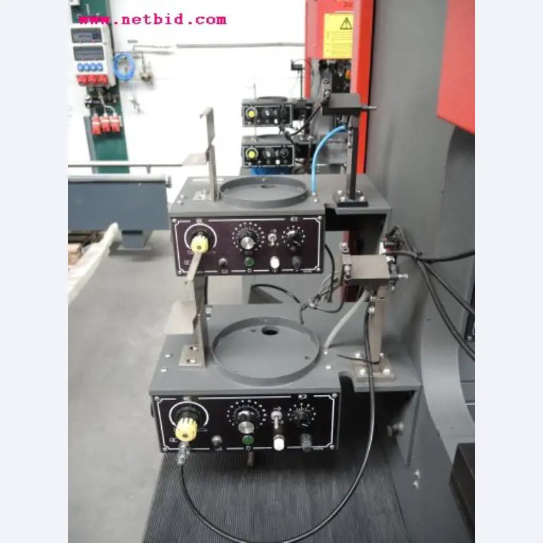 Chapas metálicas e máquinas para trabalhar metais<br><font size="2">Em colaboração com a Hilco Industrial Acquisitions bv</font>-8