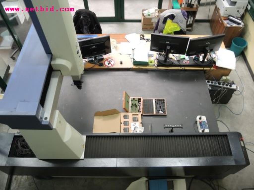 sheetmetal and metalworking machines <br><font size="2">In collaboration with Hilco Industrial Acquisitions bv<br></font>-11