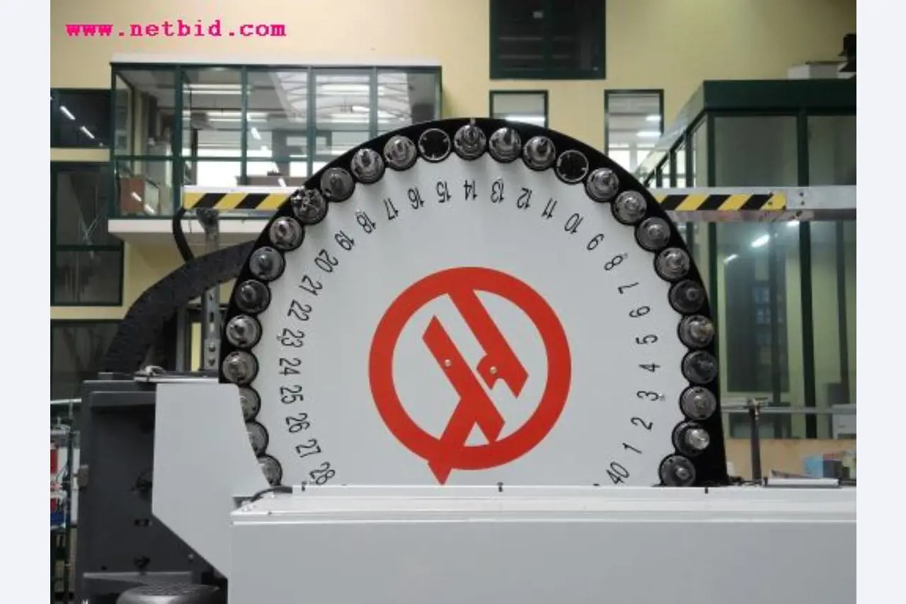 Chapas metálicas e máquinas para trabalhar metais<br><font size="2">Em colaboração com a Hilco Industrial Acquisitions bv</font>-12