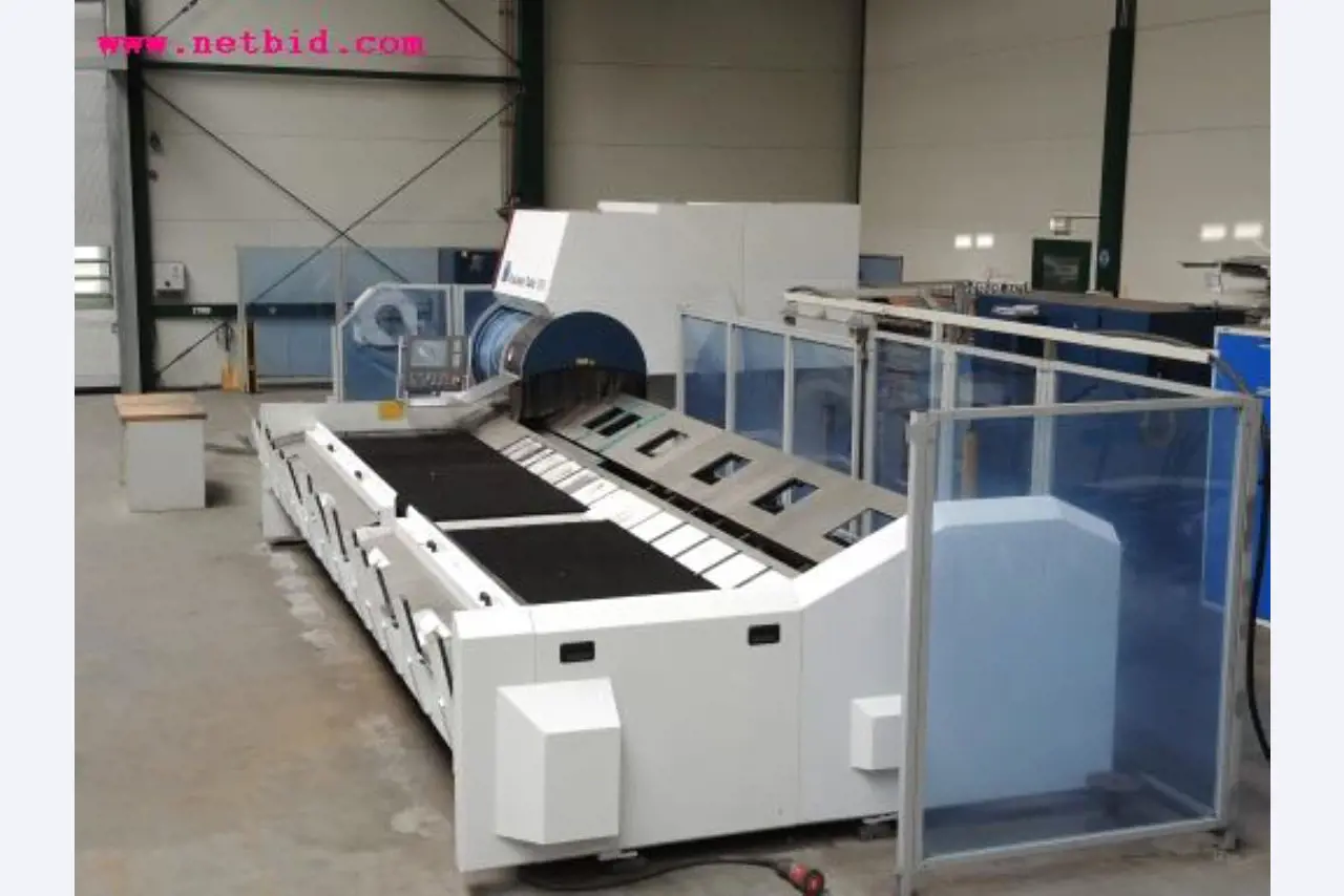 Chapas metálicas e máquinas para trabalhar metais<br><font size="2">Em colaboração com a Hilco Industrial Acquisitions bv</font>-10
