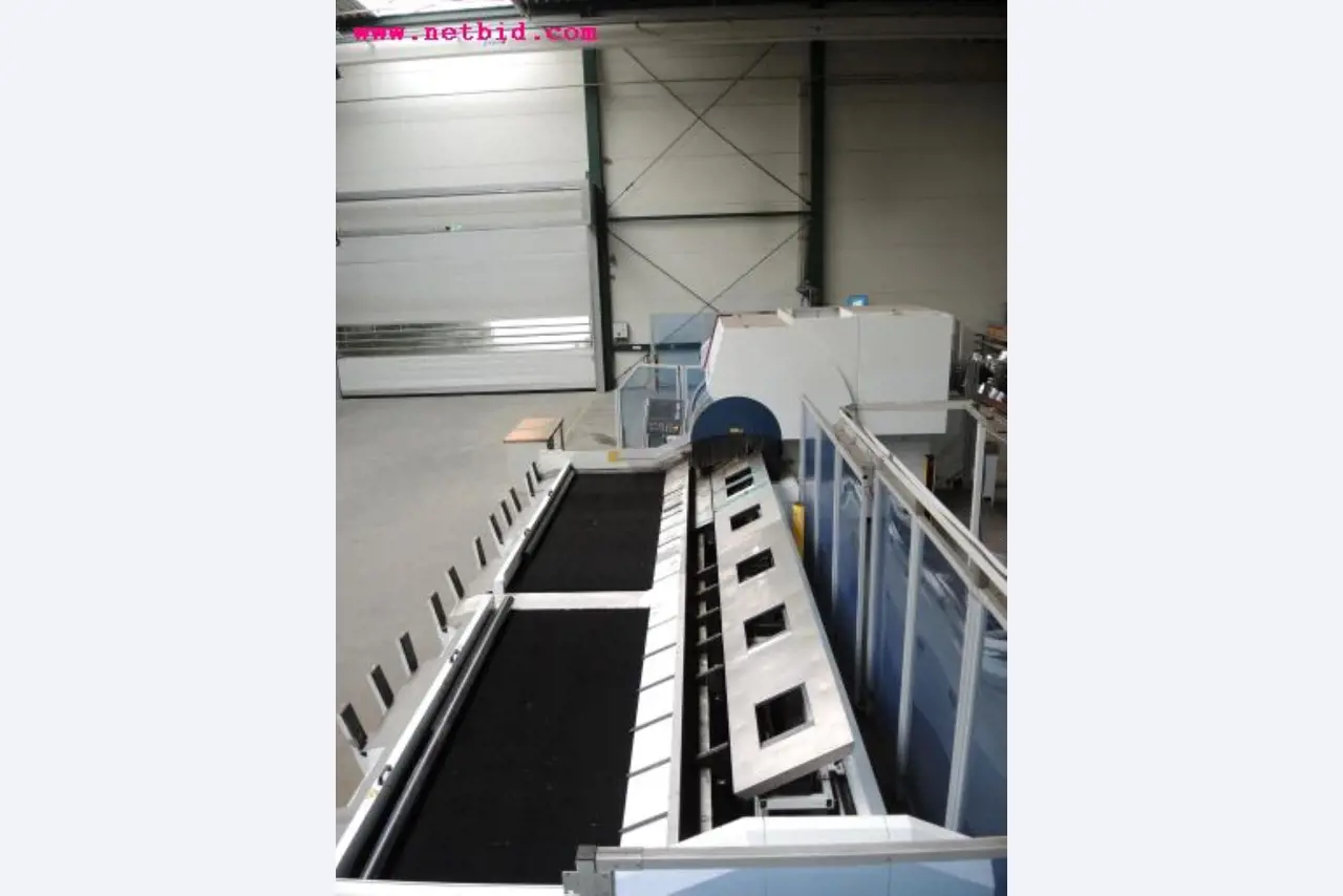 Chapas metálicas e máquinas para trabalhar metais<br><font size="2">Em colaboração com a Hilco Industrial Acquisitions bv</font>-13
