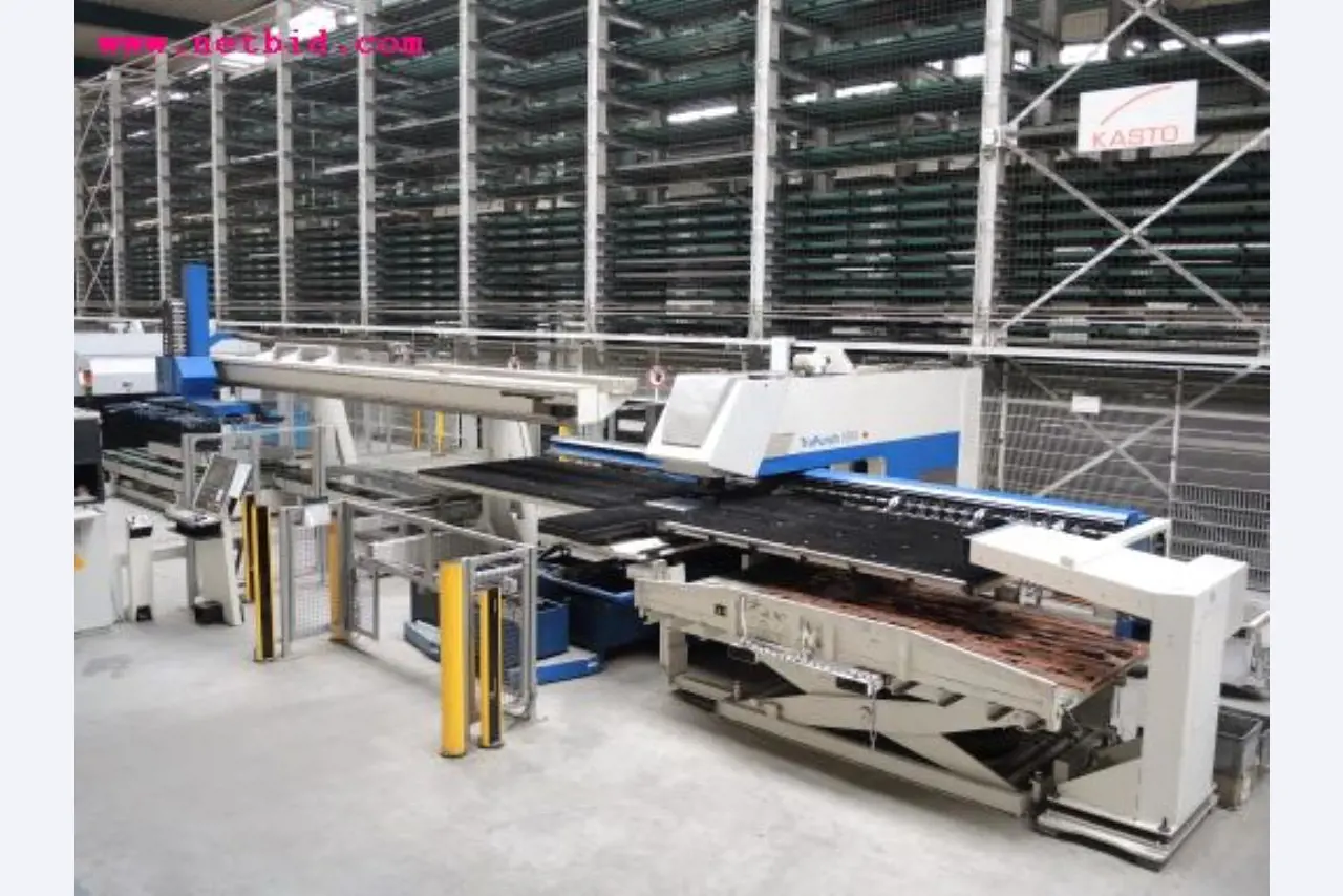 Chapas metálicas e máquinas para trabalhar metais<br><font size="2">Em colaboração com a Hilco Industrial Acquisitions bv</font>-1