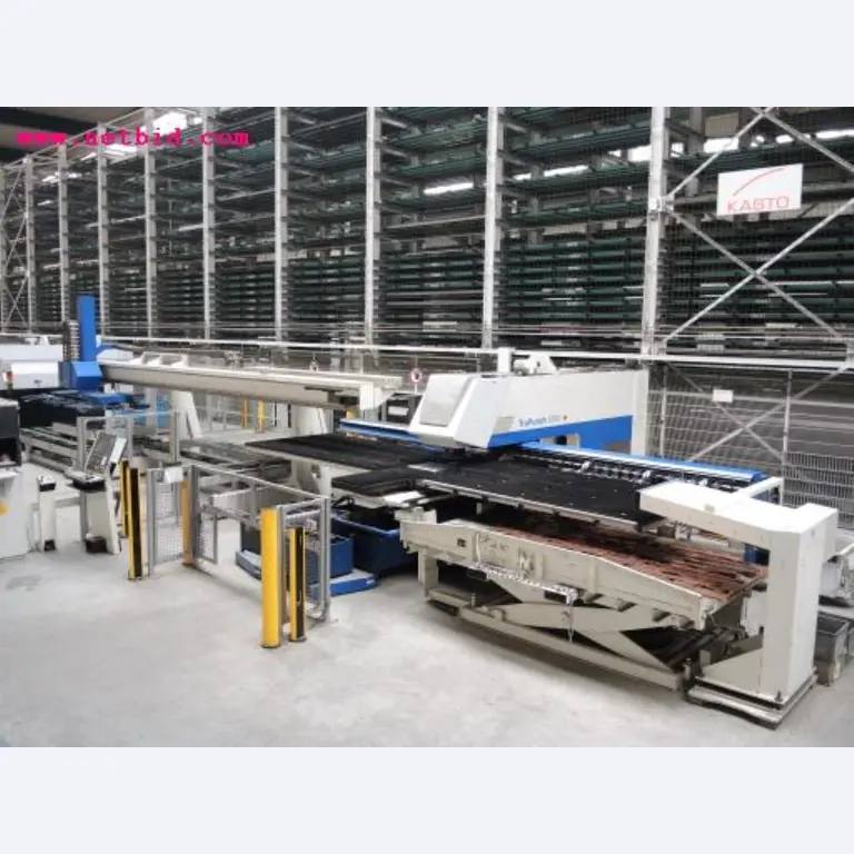 Chapas metálicas e máquinas para trabalhar metais<br><font size="2">Em colaboração com a Hilco Industrial Acquisitions bv</font>-1