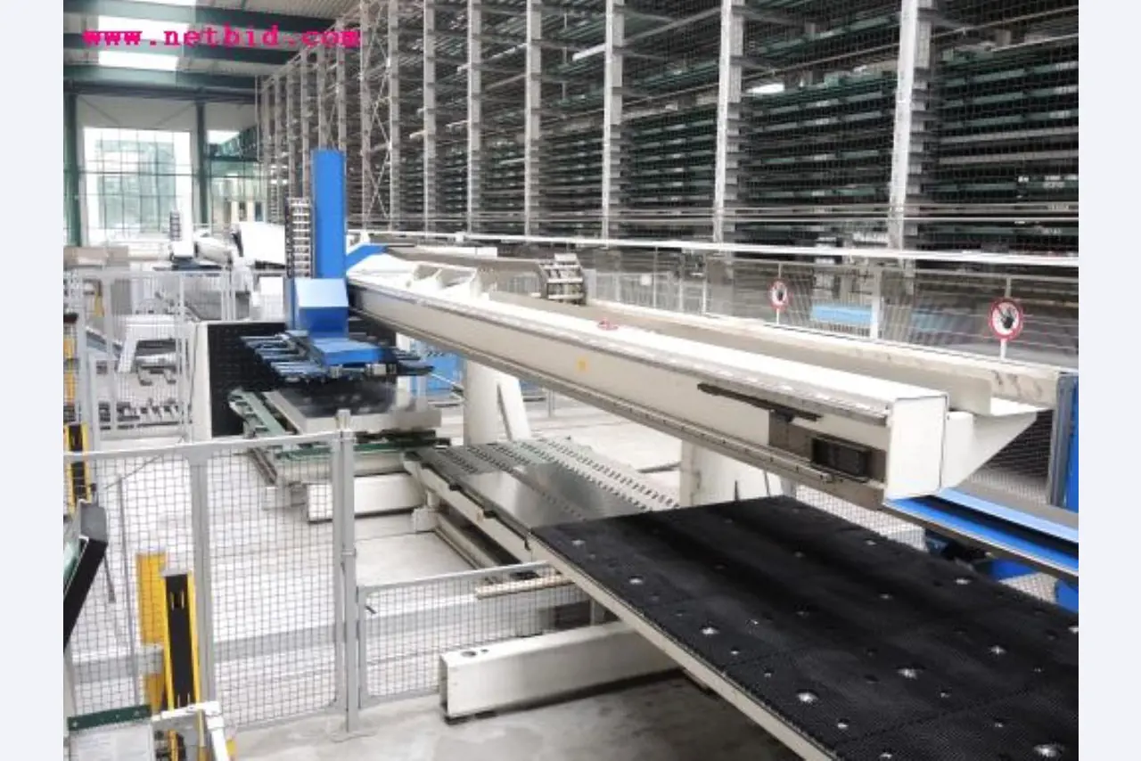 Chapas metálicas e máquinas para trabalhar metais<br><font size="2">Em colaboração com a Hilco Industrial Acquisitions bv</font>-2