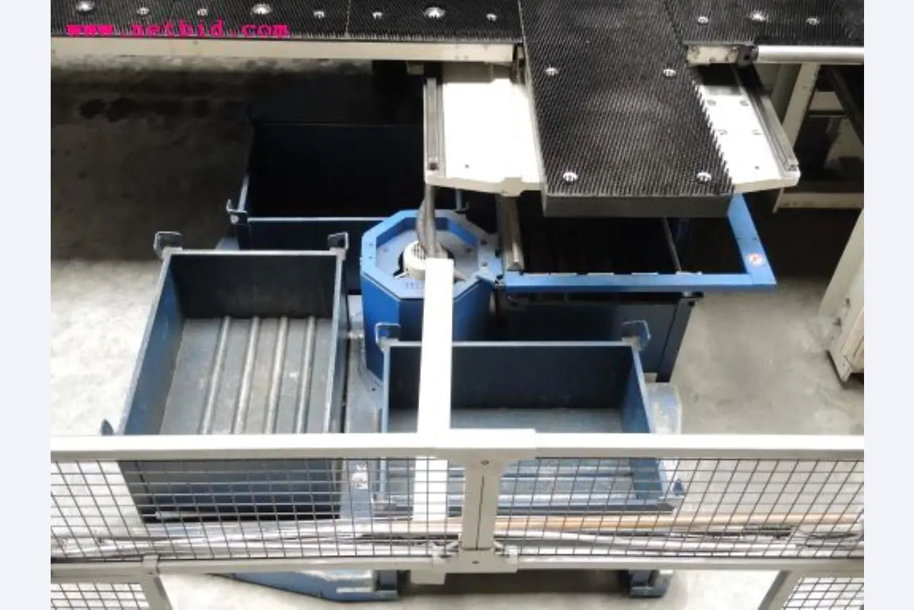 Chapas metálicas e máquinas para trabalhar metais<br><font size="2">Em colaboração com a Hilco Industrial Acquisitions bv</font>-4