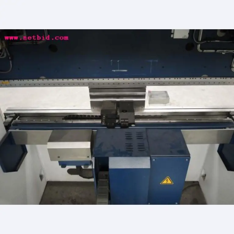 Chapas metálicas e máquinas para trabalhar metais<br><font size="2">Em colaboração com a Hilco Industrial Acquisitions bv</font>-2