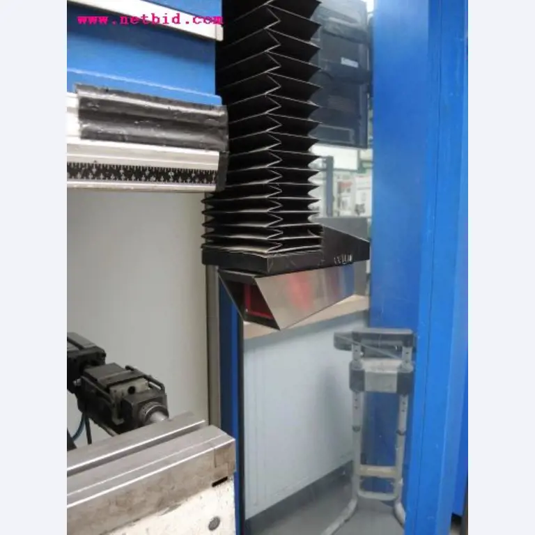 Chapas metálicas e máquinas para trabalhar metais<br><font size="2">Em colaboração com a Hilco Industrial Acquisitions bv</font>-2