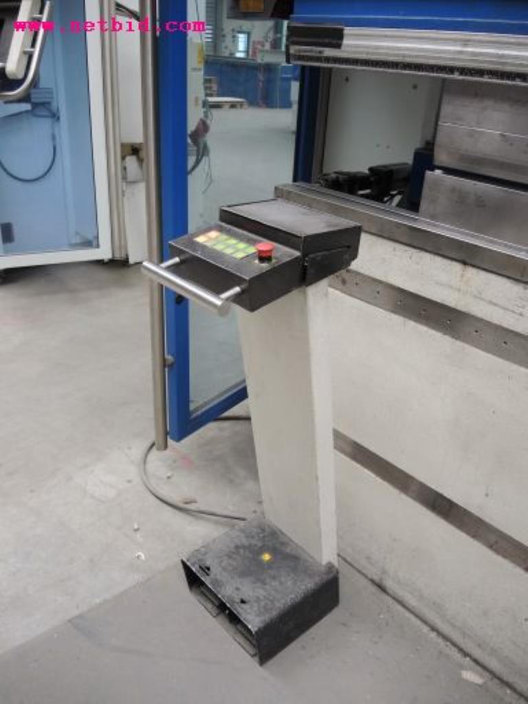 sheetmetal and metalworking machines <br><font size="2">In collaboration with Hilco Industrial Acquisitions bv<br></font>-3