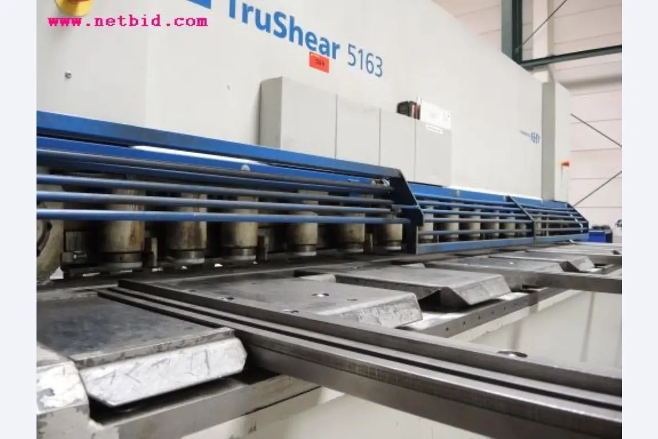 sheetmetal and metalworking machines <br><font size="2">In collaboration with Hilco Industrial Acquisitions bv<br></font>-8