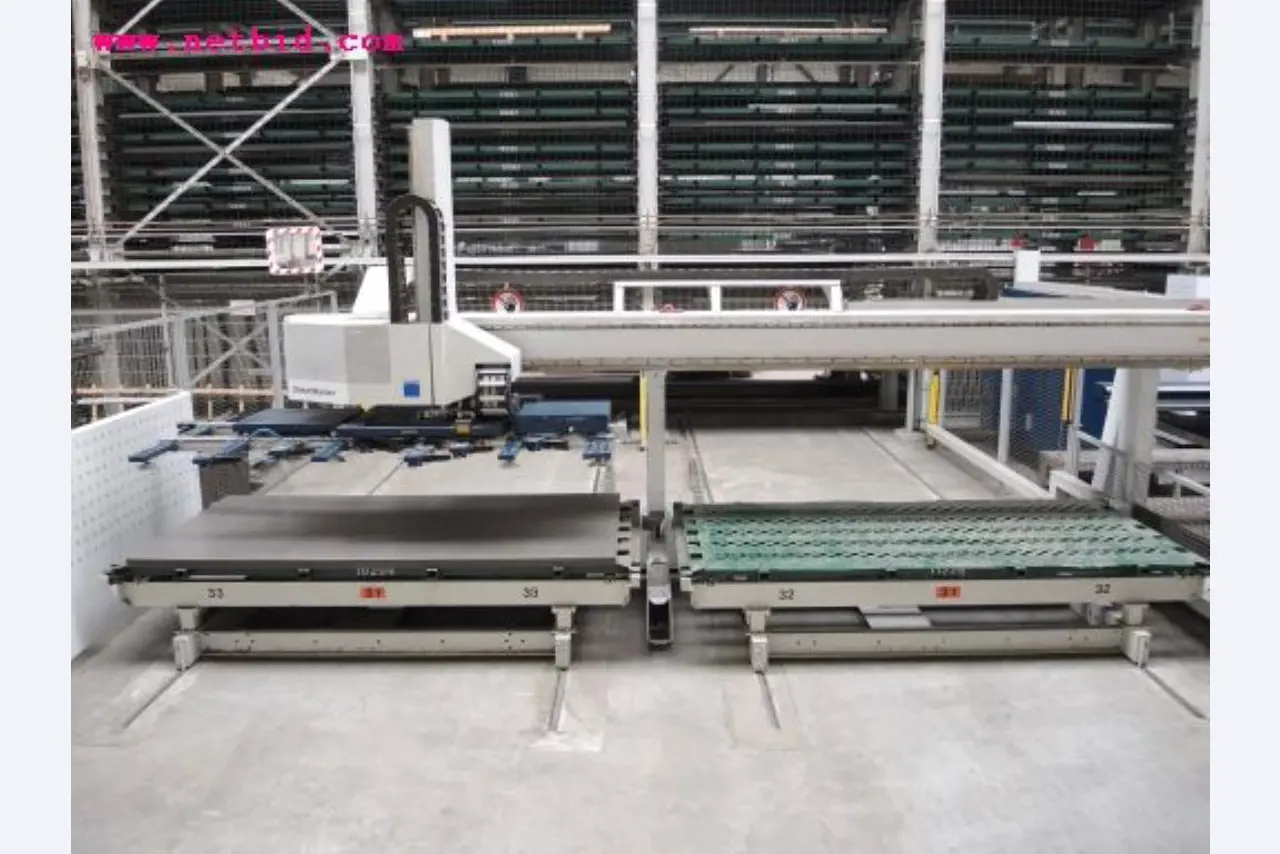 Chapas metálicas e máquinas para trabalhar metais<br><font size="2">Em colaboração com a Hilco Industrial Acquisitions bv</font>-19