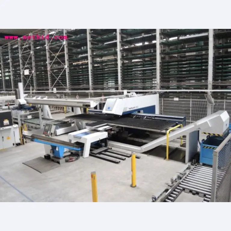 Chapas metálicas e máquinas para trabalhar metais<br><font size="2">Em colaboração com a Hilco Industrial Acquisitions bv</font>-1