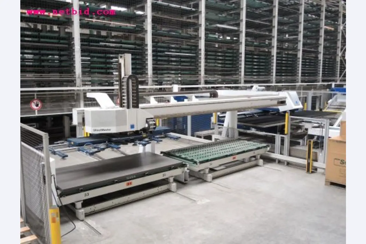 Chapas metálicas e máquinas para trabalhar metais<br><font size="2">Em colaboração com a Hilco Industrial Acquisitions bv</font>-20