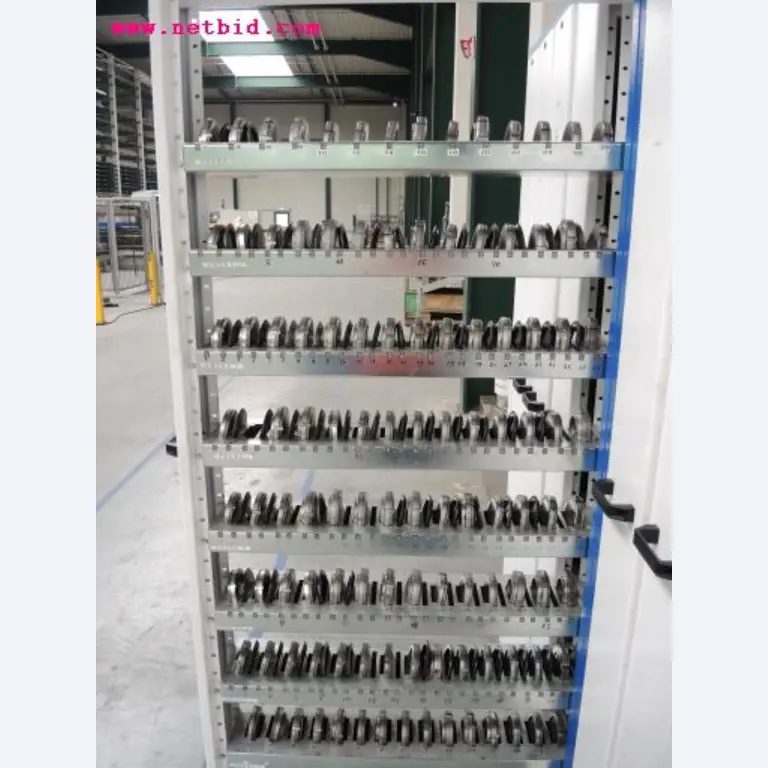 Chapas metálicas e máquinas para trabalhar metais<br><font size="2">Em colaboração com a Hilco Industrial Acquisitions bv</font>-15