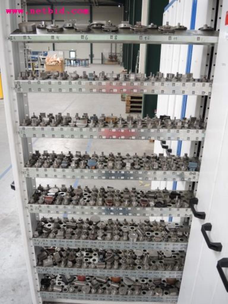 sheetmetal and metalworking machines <br><font size="2">In collaboration with Hilco Industrial Acquisitions bv<br></font>-17