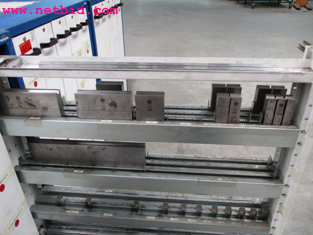 sheetmetal and metalworking machines <br><font size="2">In collaboration with Hilco Industrial Acquisitions bv<br></font>-10