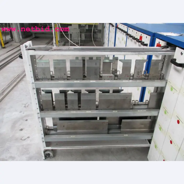 Chapas metálicas e máquinas para trabalhar metais<br><font size="2">Em colaboração com a Hilco Industrial Acquisitions bv</font>-2