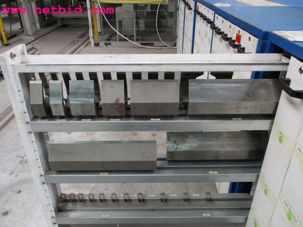 sheetmetal and metalworking machines <br><font size="2">In collaboration with Hilco Industrial Acquisitions bv<br></font>-4