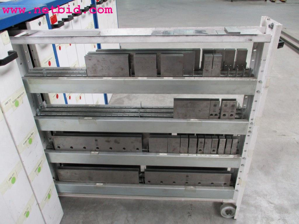 sheetmetal and metalworking machines <br><font size="2">In collaboration with Hilco Industrial Acquisitions bv<br></font>-8