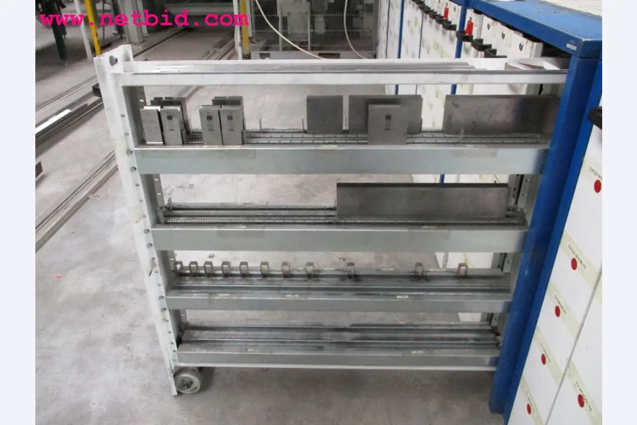 Chapas metálicas e máquinas para trabalhar metais<br><font size="2">Em colaboração com a Hilco Industrial Acquisitions bv</font>-9
