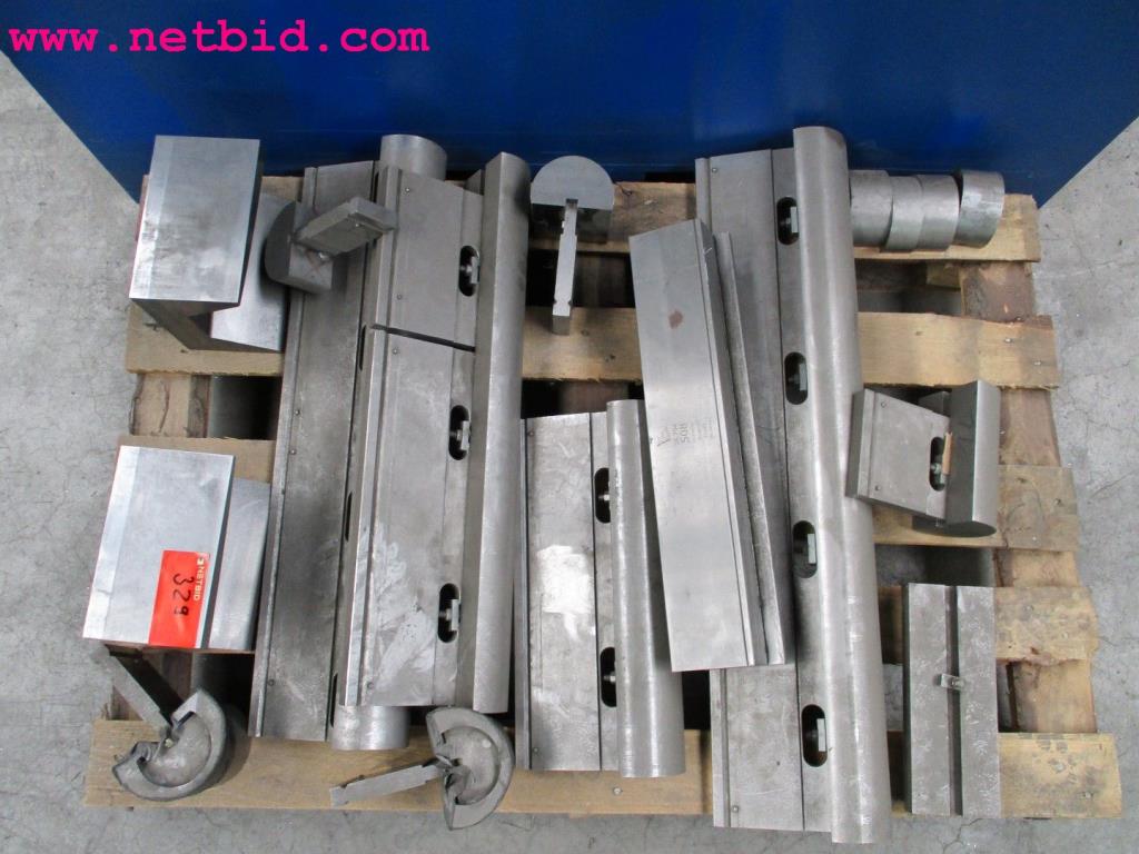 sheetmetal and metalworking machines <br><font size="2">In collaboration with Hilco Industrial Acquisitions bv<br></font>-15