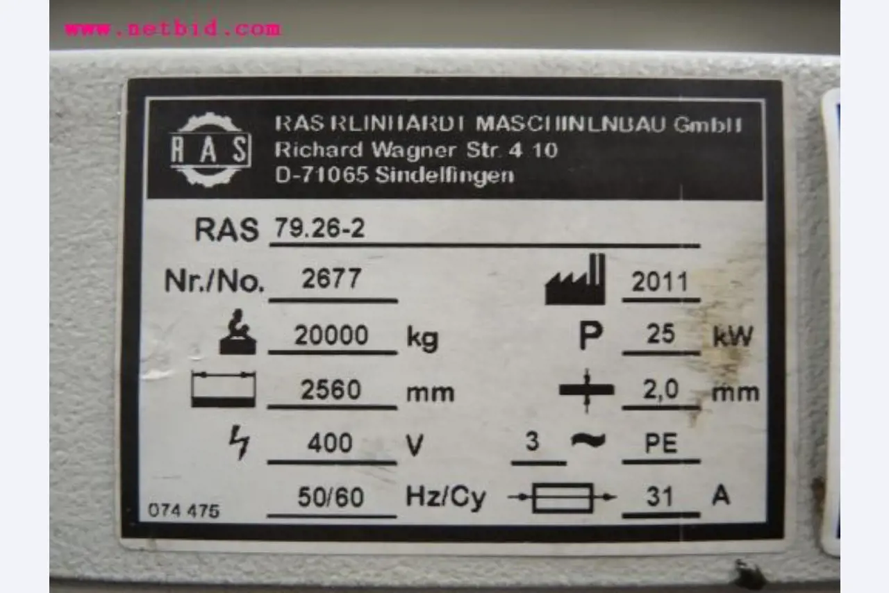 Chapas metálicas e máquinas para trabalhar metais<br><font size="2">Em colaboração com a Hilco Industrial Acquisitions bv</font>-11