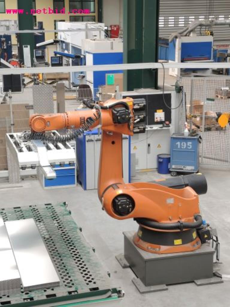 sheetmetal and metalworking machines <br><font size="2">In collaboration with Hilco Industrial Acquisitions bv<br></font>-13