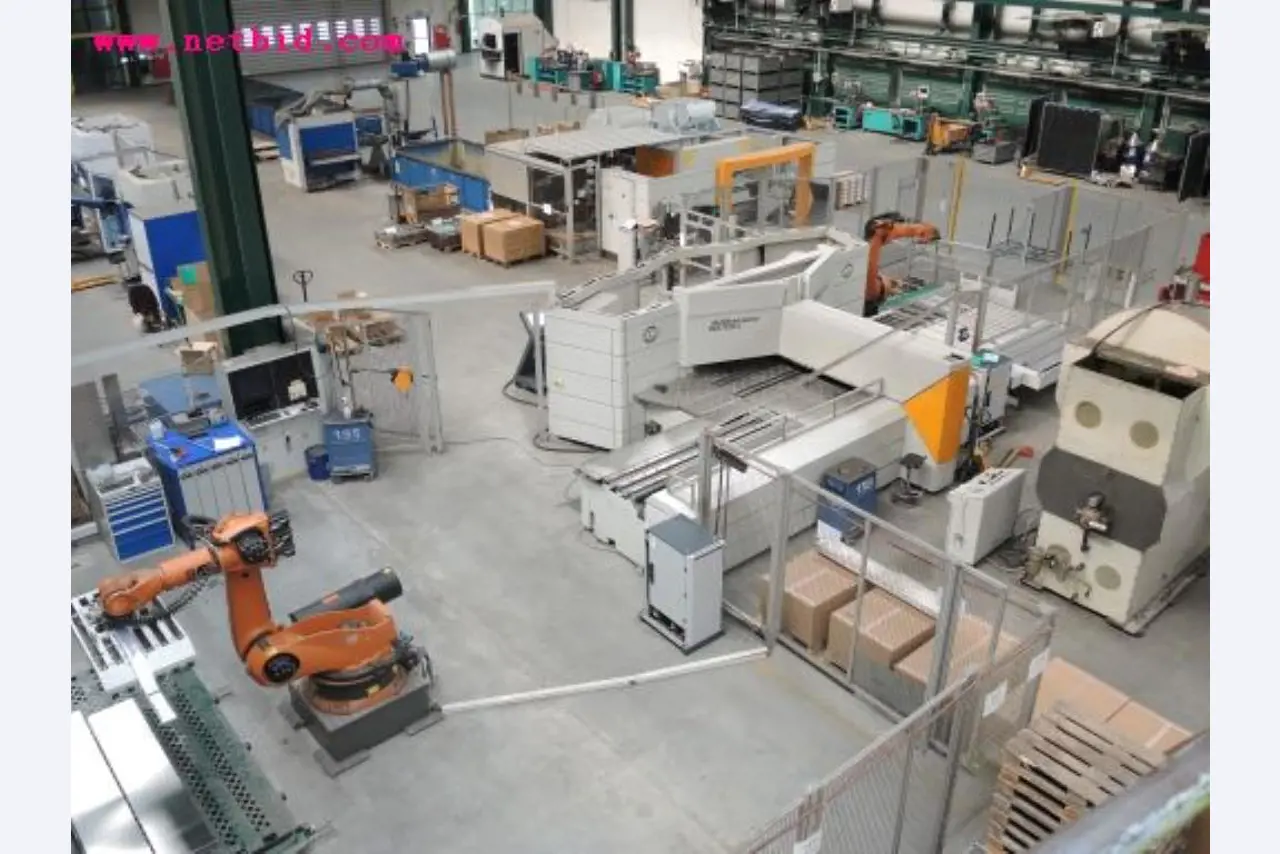 Chapas metálicas e máquinas para trabalhar metais<br><font size="2">Em colaboração com a Hilco Industrial Acquisitions bv</font>-2