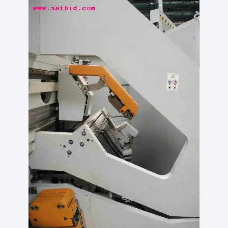 Chapas metálicas e máquinas para trabalhar metais<br><font size="2">Em colaboração com a Hilco Industrial Acquisitions bv</font>-6
