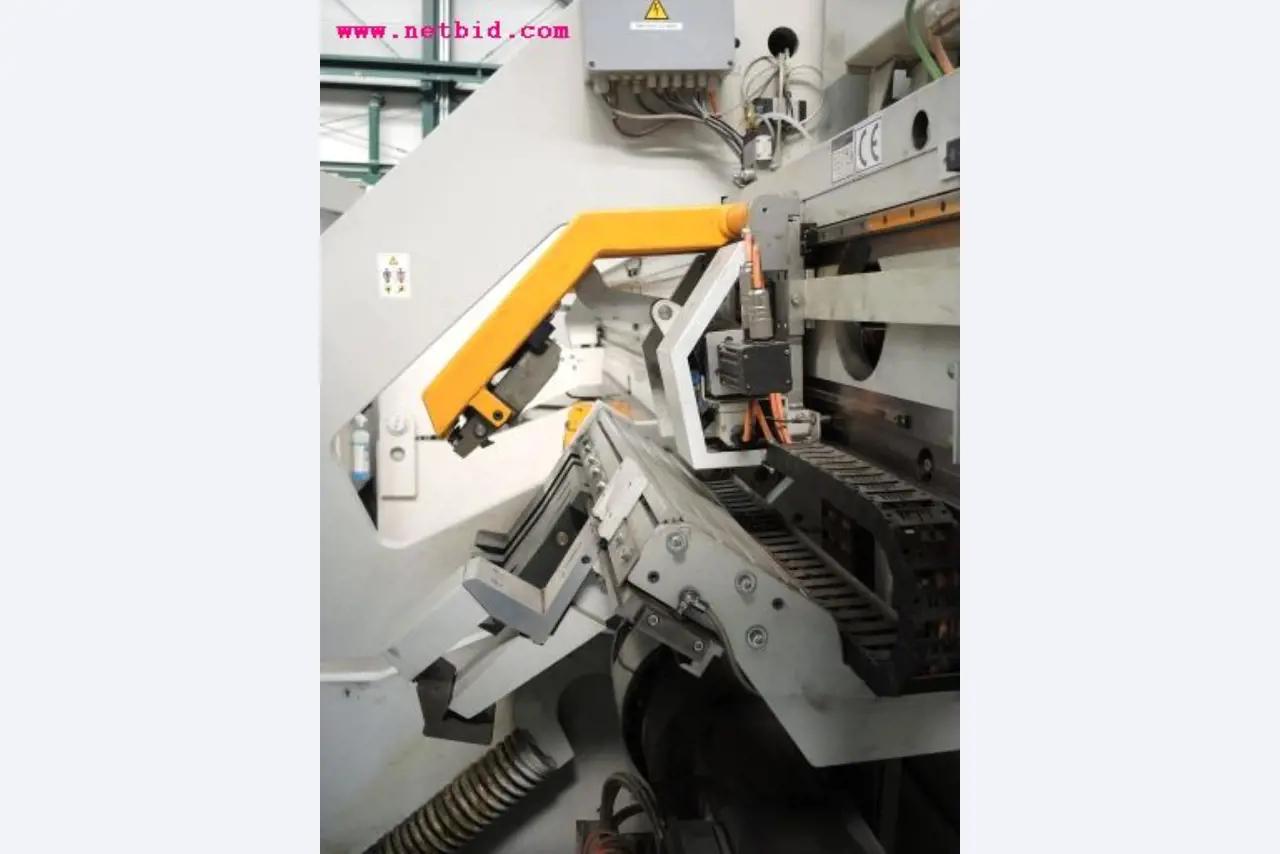 Chapas metálicas e máquinas para trabalhar metais<br><font size="2">Em colaboração com a Hilco Industrial Acquisitions bv</font>-7