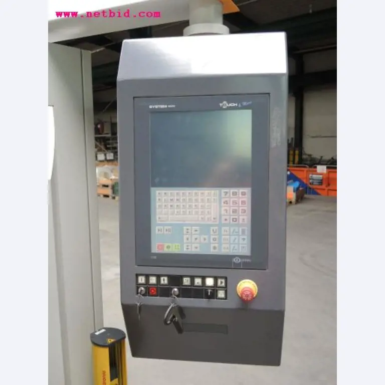Chapas metálicas e máquinas para trabalhar metais<br><font size="2">Em colaboração com a Hilco Industrial Acquisitions bv</font>-14