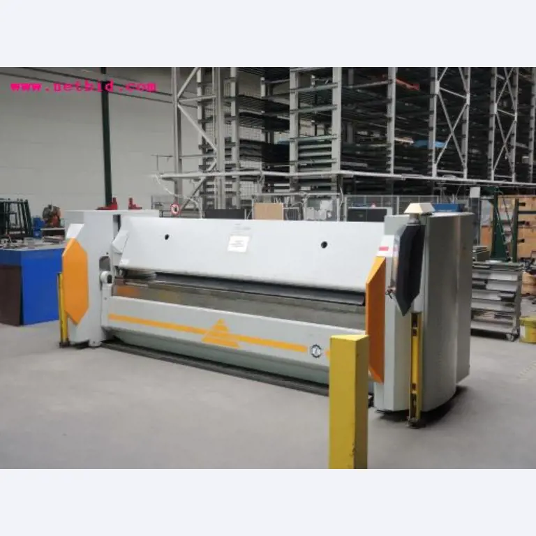 Chapas metálicas e máquinas para trabalhar metais<br><font size="2">Em colaboração com a Hilco Industrial Acquisitions bv</font>-1