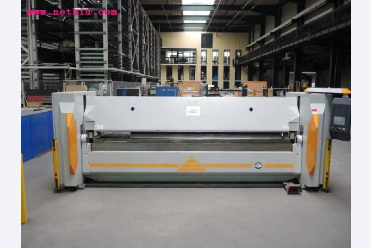 Chapas metálicas e máquinas para trabalhar metais<br><font size="2">Em colaboração com a Hilco Industrial Acquisitions bv</font>-7