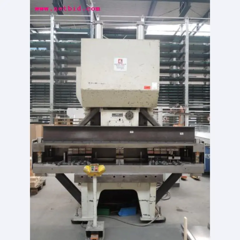 Chapas metálicas e máquinas para trabalhar metais<br><font size="2">Em colaboração com a Hilco Industrial Acquisitions bv</font>-2