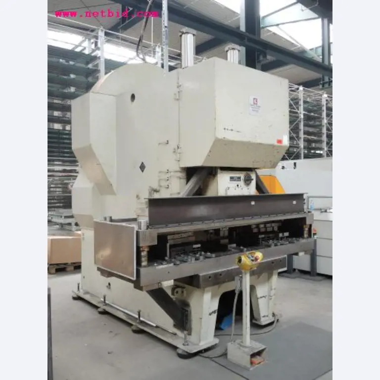Chapas metálicas e máquinas para trabalhar metais<br><font size="2">Em colaboração com a Hilco Industrial Acquisitions bv</font>-3
