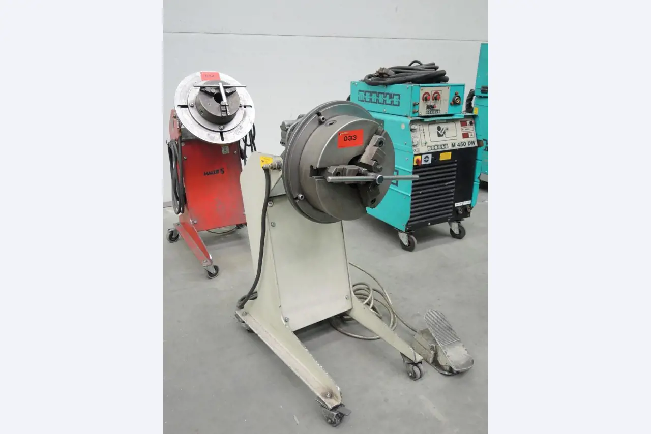 Chapas metálicas e máquinas para trabalhar metais<br><font size="2">Colaboração com Hilco Industrial Acquisitions bv</font><br><img src="/images/hil.png"><br>-1