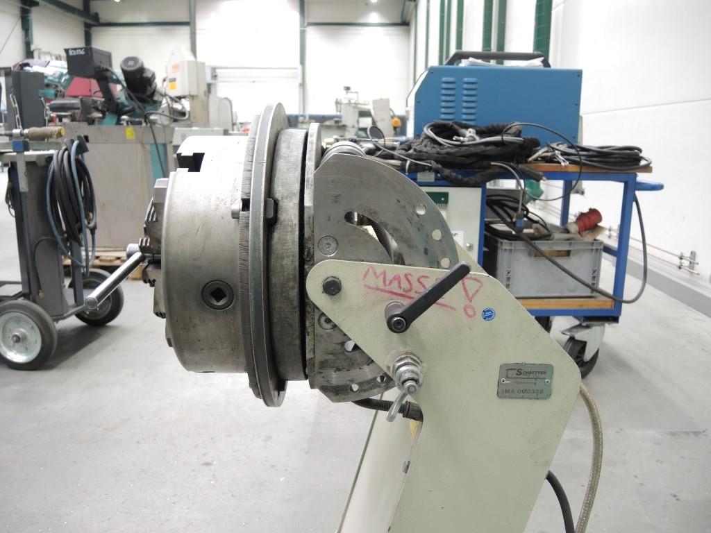 Chapas metálicas e máquinas para trabalhar metais<br><font size="2">Colaboração com Hilco Industrial Acquisitions bv</font><br><img src="/images/hil.png"><br>-7