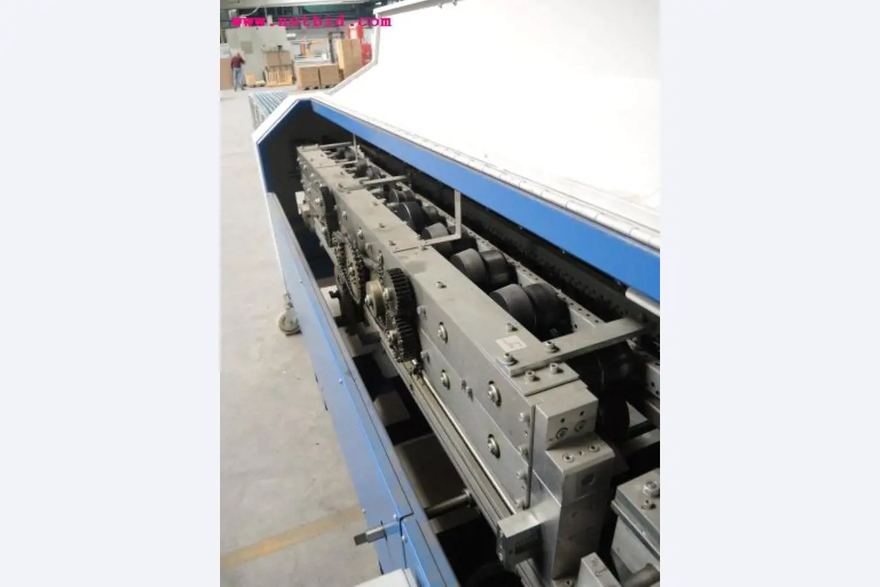 Chapas metálicas e máquinas para trabalhar metais<br><font size="2">Em colaboração com a Hilco Industrial Acquisitions bv</font>-18