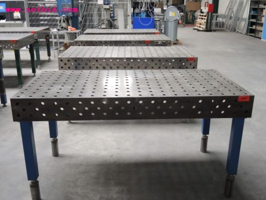 sheetmetal and metalworking machines <br><font size="2">In collaboration with Hilco Industrial Acquisitions bv<br></font>-2