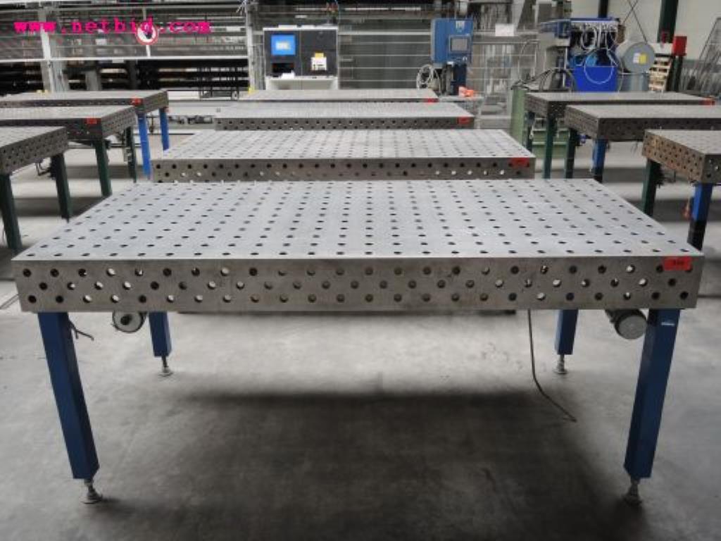 sheetmetal and metalworking machines <br><font size="2">In collaboration with Hilco Industrial Acquisitions bv<br></font>-2