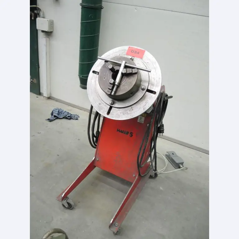 Chapas metálicas e máquinas para trabalhar metais<br><font size="2">Colaboração com Hilco Industrial Acquisitions bv</font><br><img src="/images/hil.png"><br>-2