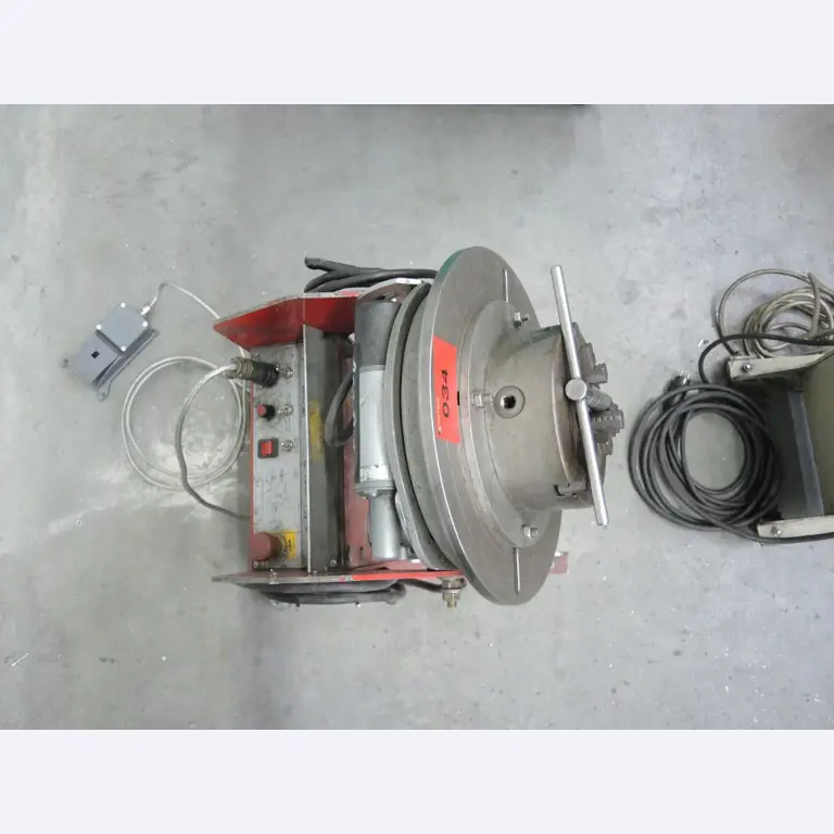 Chapas metálicas e máquinas para trabalhar metais<br><font size="2">Colaboração com Hilco Industrial Acquisitions bv</font><br><img src="/images/hil.png"><br>-4