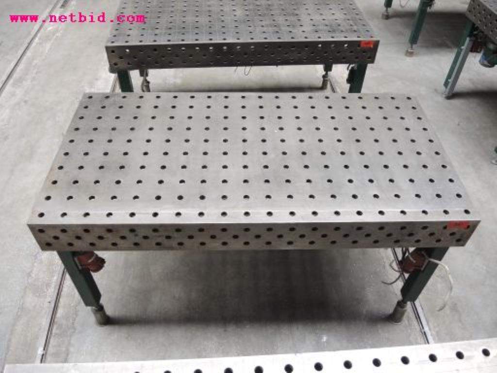 sheetmetal and metalworking machines <br><font size="2">In collaboration with Hilco Industrial Acquisitions bv<br></font>-4