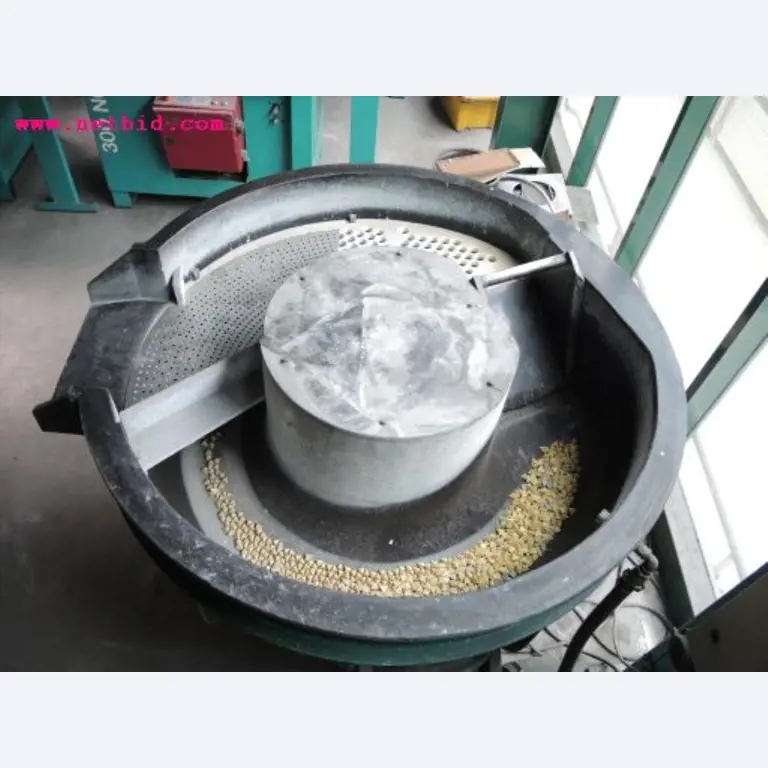 Chapas metálicas e máquinas para trabalhar metais<br><font size="2">Em colaboração com a Hilco Industrial Acquisitions bv</font>-3