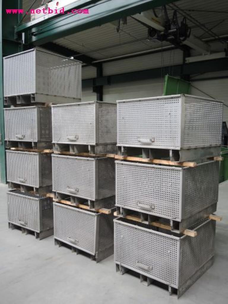 sheetmetal and metalworking machines <br><font size="2">In collaboration with Hilco Industrial Acquisitions bv<br></font>-2